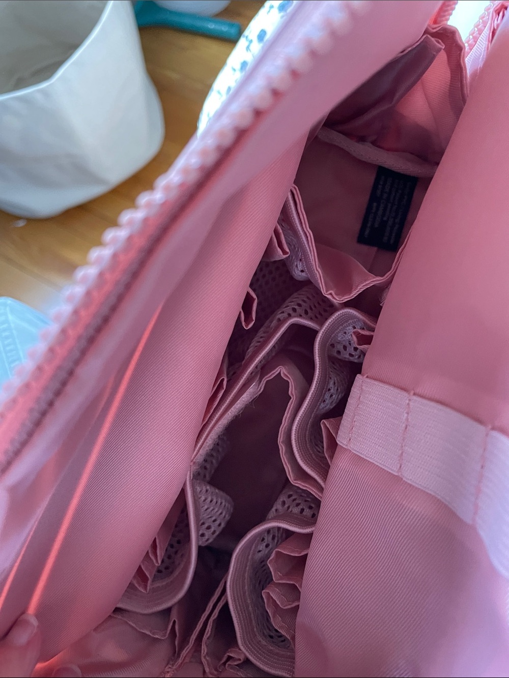 Parallelle Pink PVC Cosmetic Pouch - Picture 4 of 6
